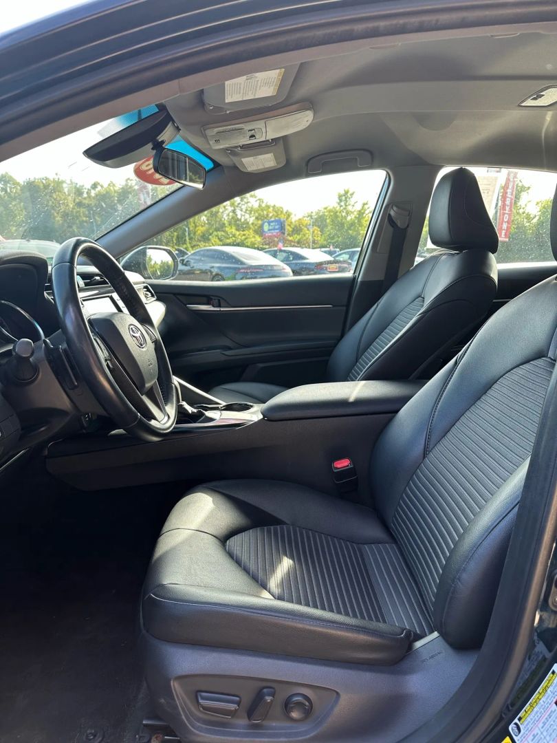 2018 TOYOTA CAMRY